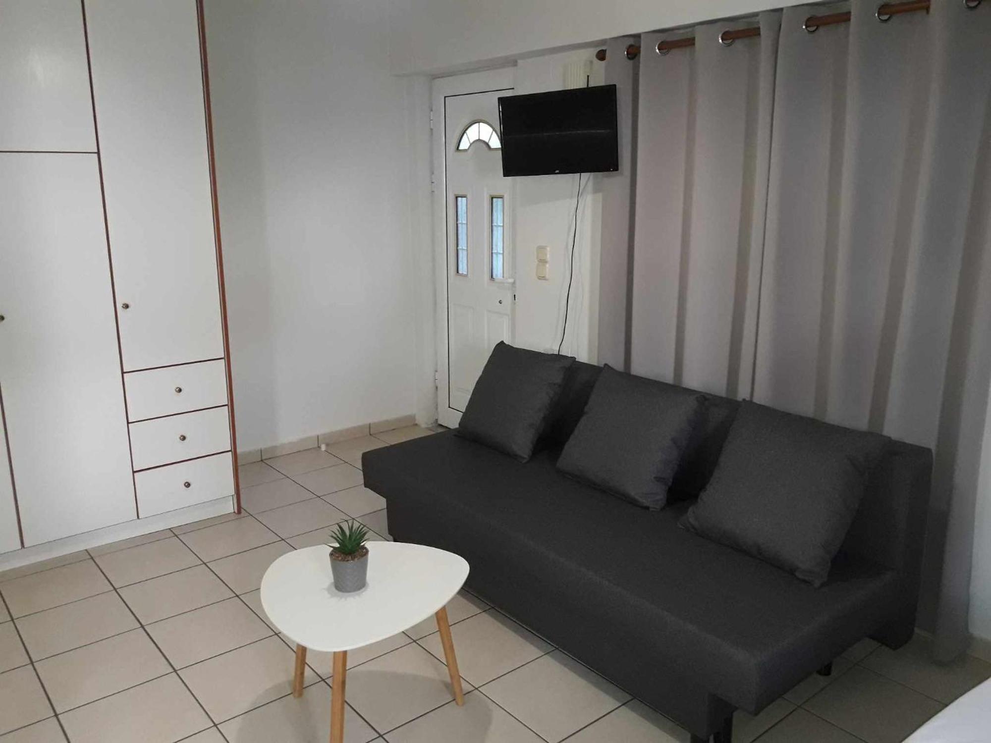Simple, Calm And Center 2 Kalamata Exterior foto